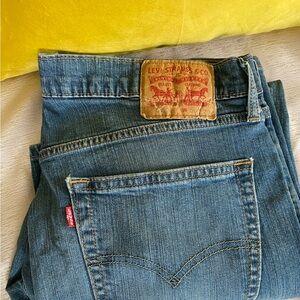 LEVI’S 559 jeans. Awesome condition.Size 36 X 30